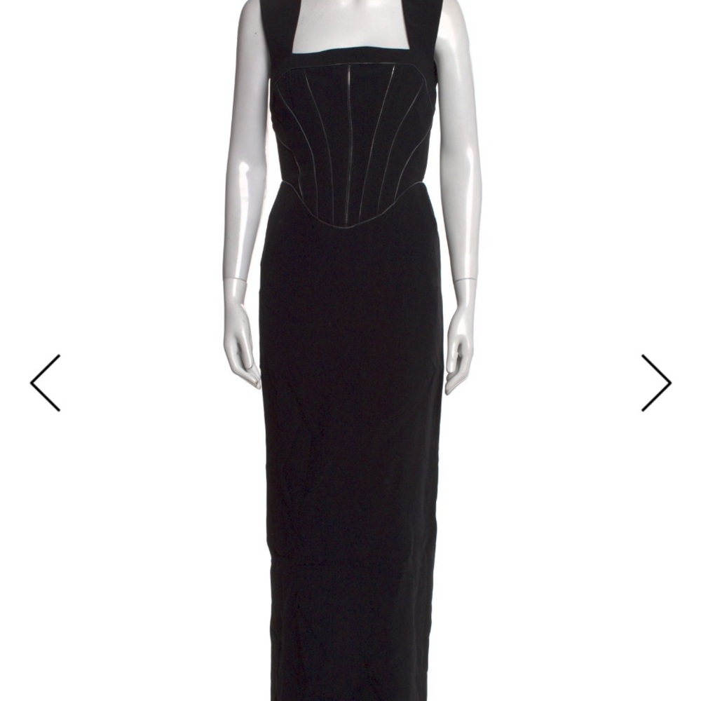 Sophisticated Black Maxi Dress